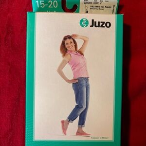 JUZO 15-20 mmHg compression sleeve size v max regular beige silicone border